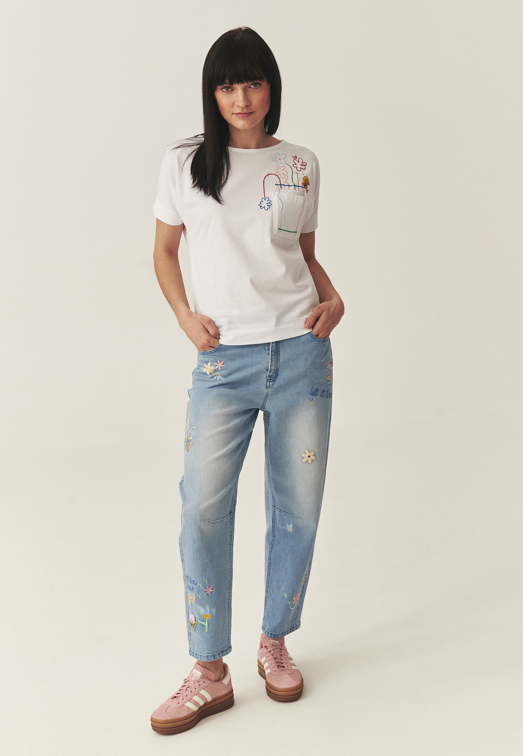 BAVLNĚNÉ TRIČKO S KAPSOU – LALISO