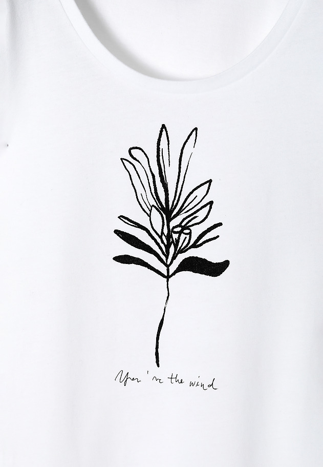 T-SHIRT DAMSKI Z MIEJSCOWYM ROŚLINNYM NADRUKIEM ANTONIA 2 T-SHIRT DAMSKI Z MIEJSCOWYM ROŚLINNYM NADRUKIEM ANTONIA 2 BIAŁY 7