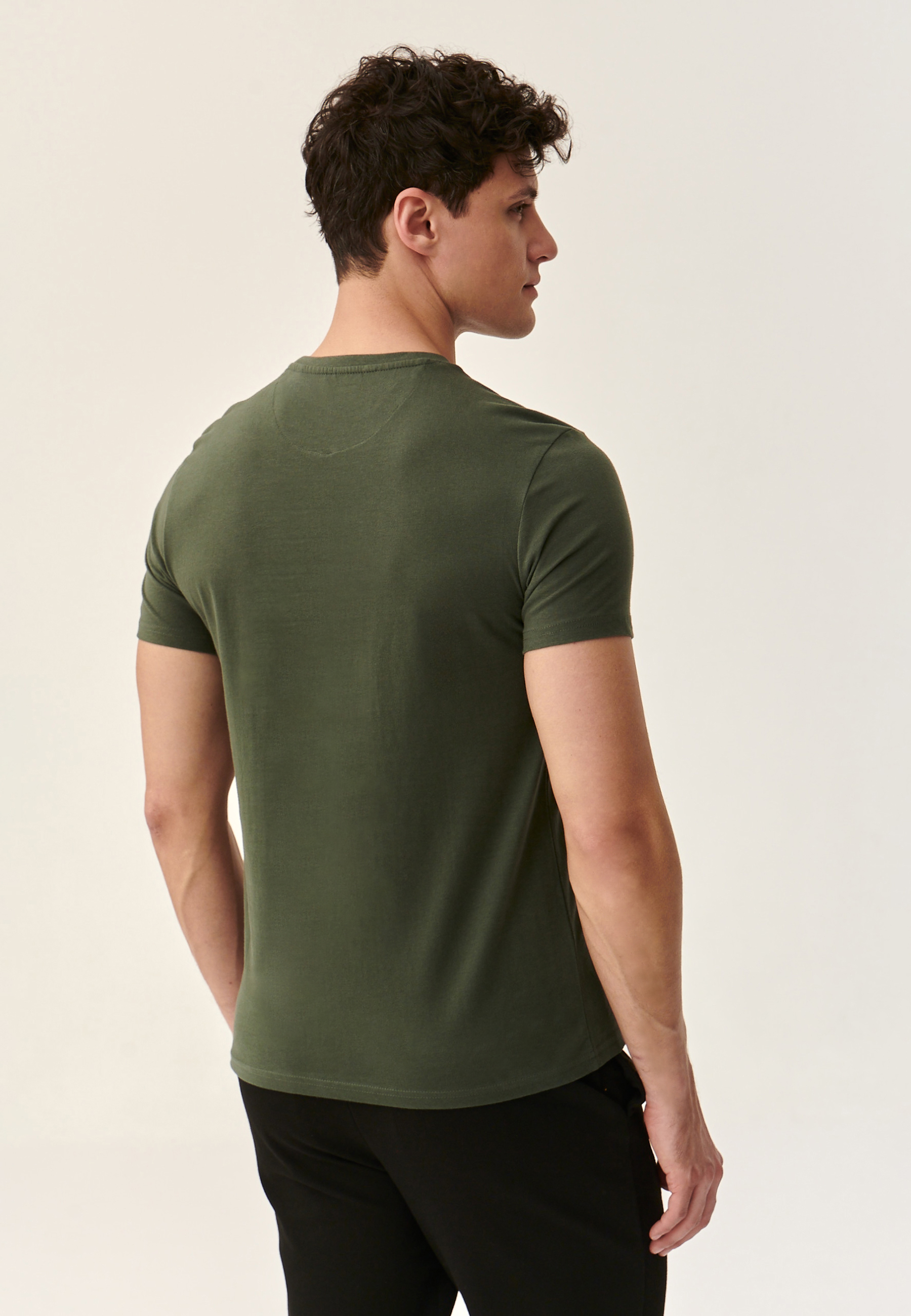 KLASYCZNY T-SHIRT MĘSKI MILIN