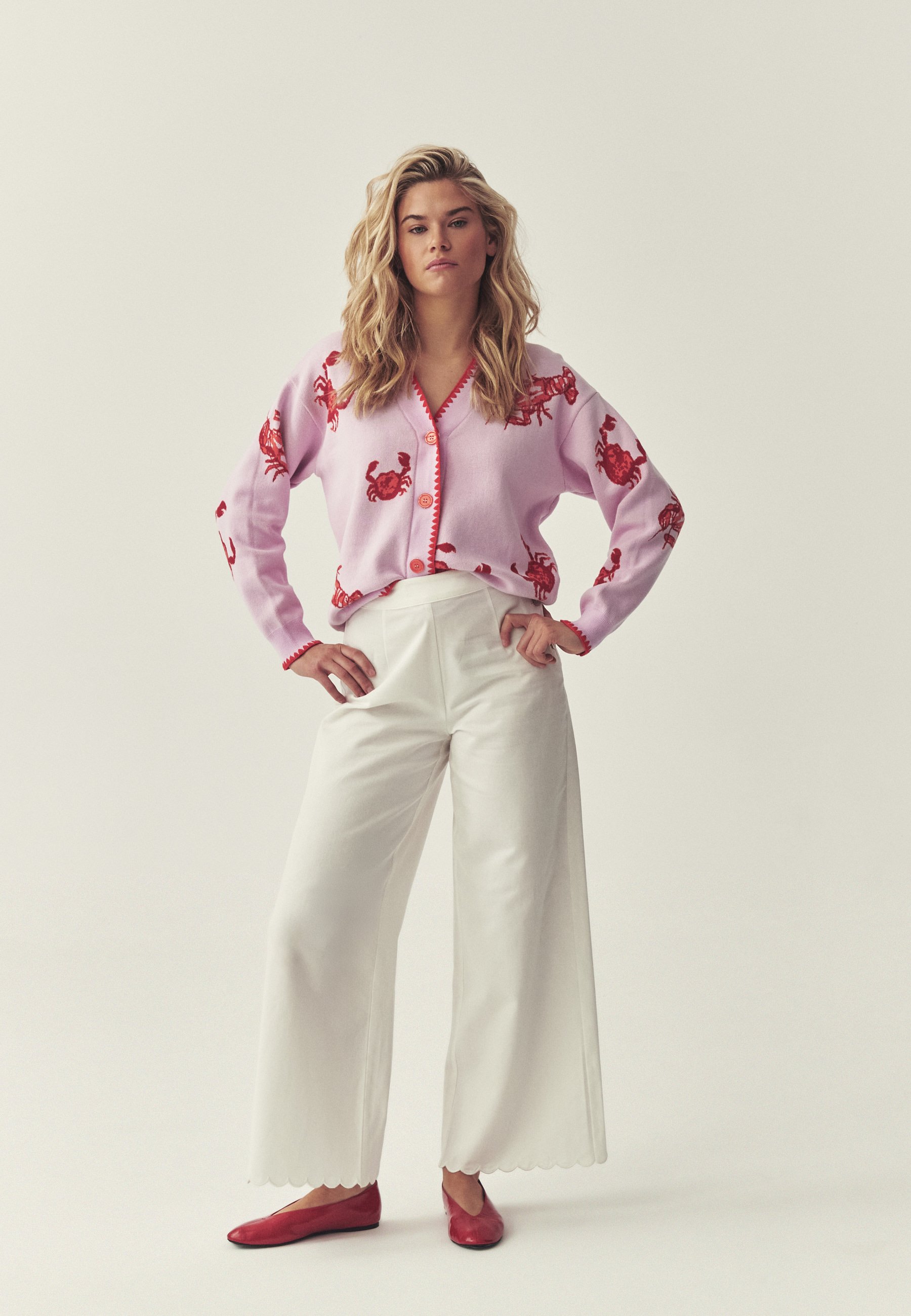 BAVLNĚNÝ SVETR S ORIGINÁLNÍM VZOREM – LANGOSTA