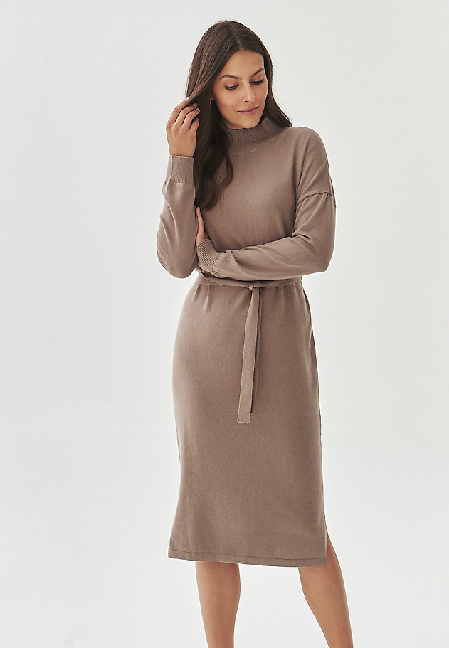 KNITTED LADIES' DRESS WITH TIE WAIST BELT - AZALEA KNITTED LADIES' DRESS WITH TIE WAIST BELT - AZALEA BEŻOWY 3