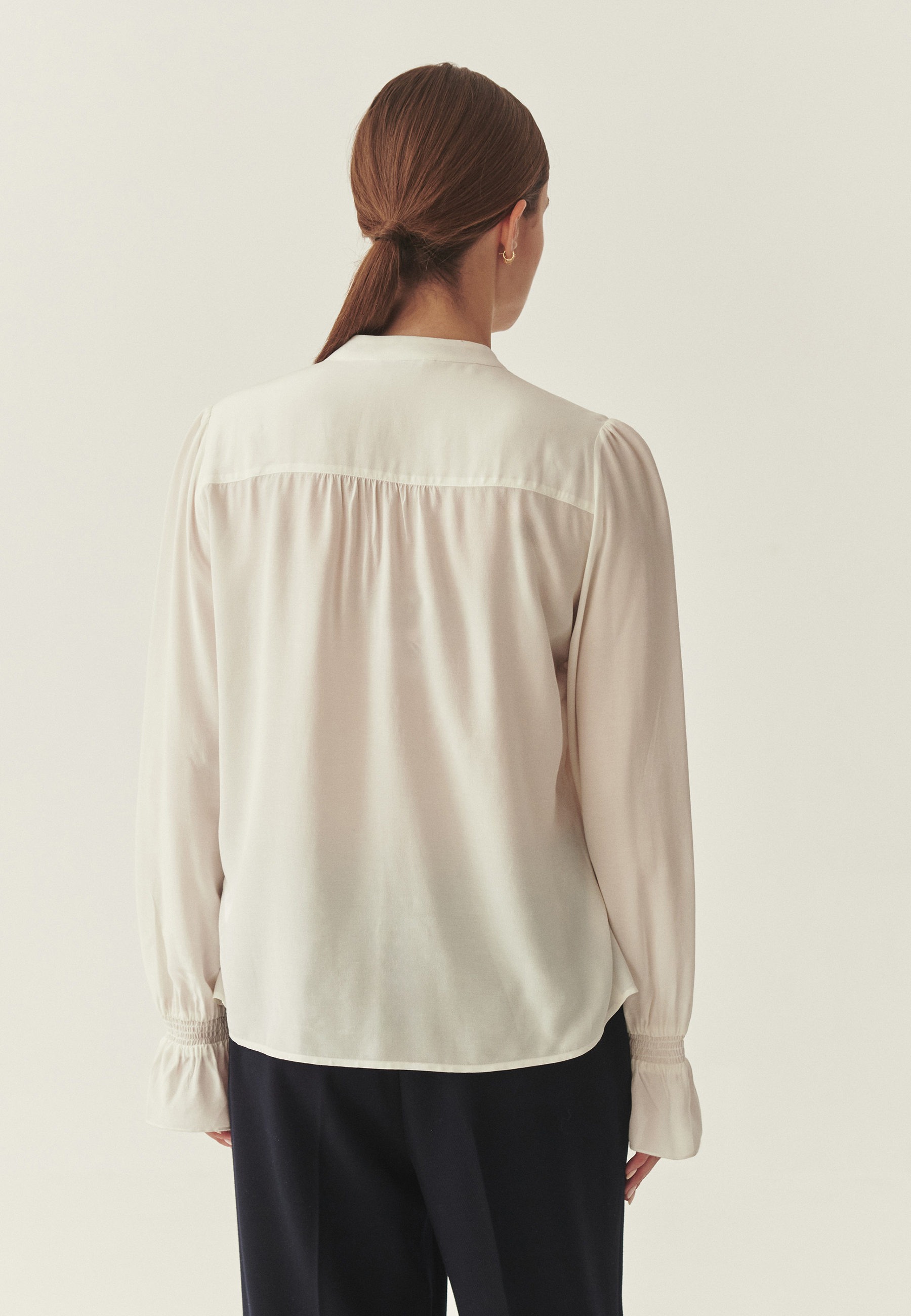 ELEGANCKA KOSZULA Z WISKOZĄ LENZING™ ECOVERO™ - MANON ECRU 2