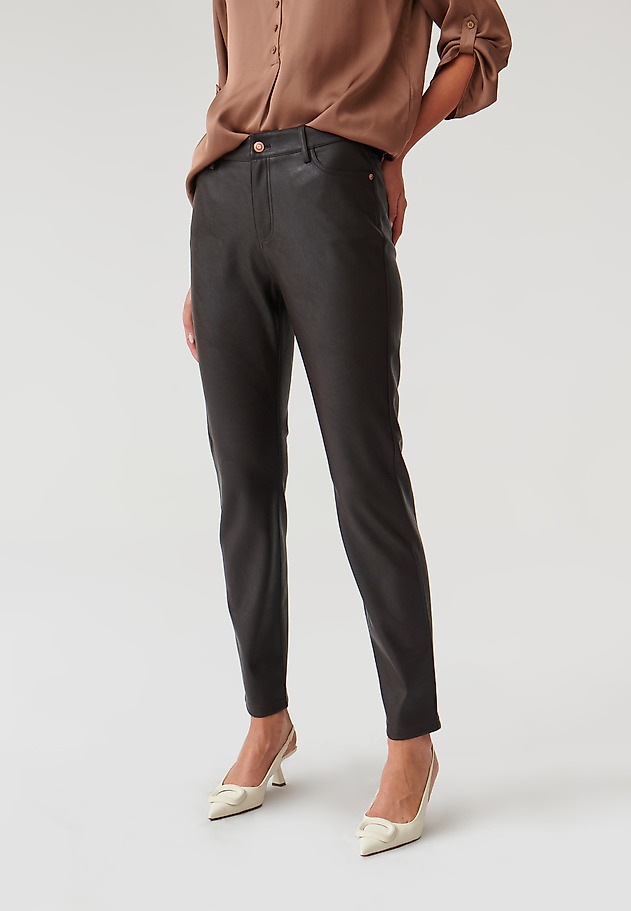 LADIES’ TROUSERS IN FABRIC IMITATING LEATHER MORIA LADIES’ TROUSERS IN FABRIC IMITATING LEATHER MORIA BRĄZOWY 2