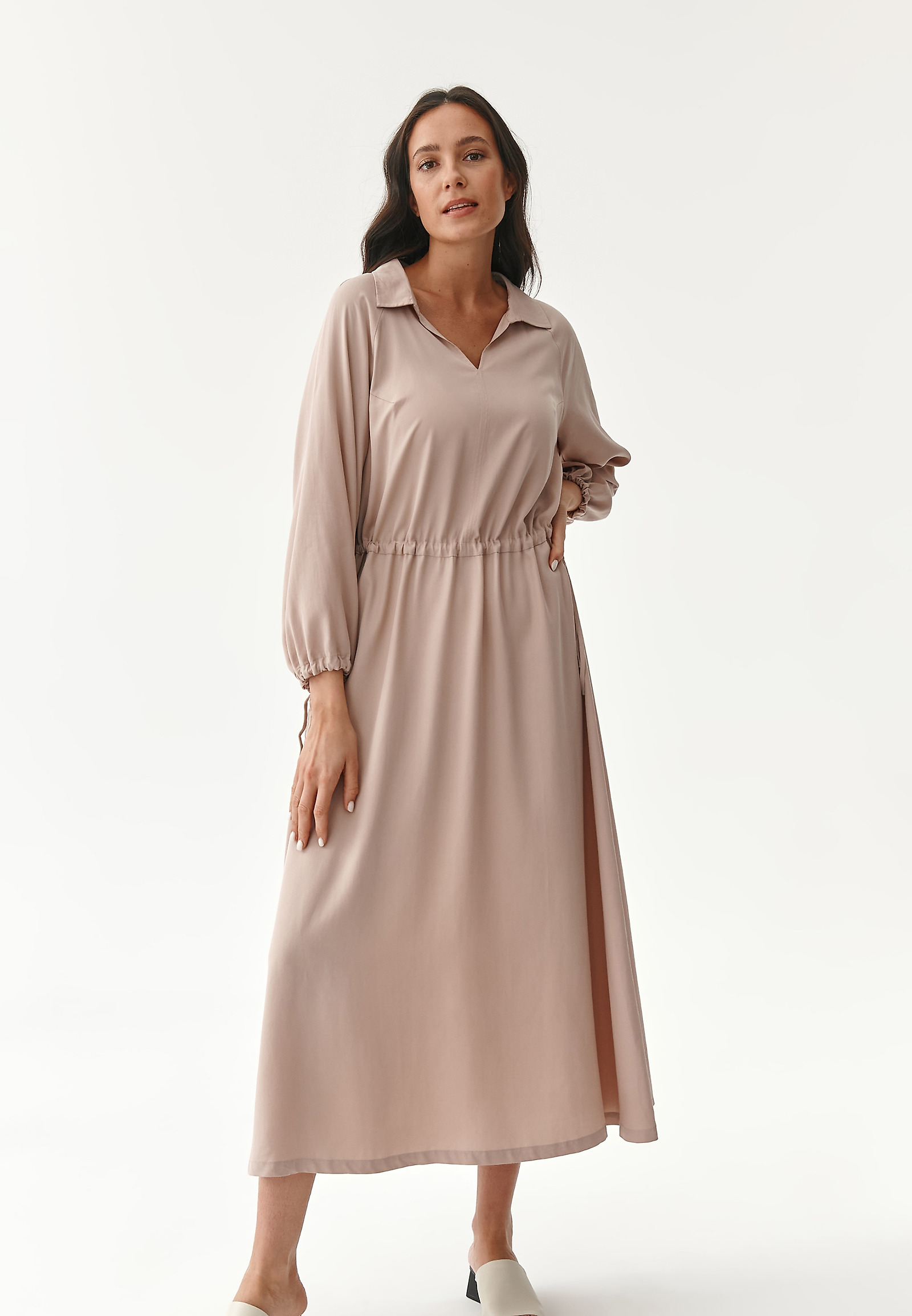 NŐI MIDI RUHA BEIGE MALTA SZÍNBEN NŐI MIDI RUHA BEIGE MALTA SZÍNBEN BÉZS 80789