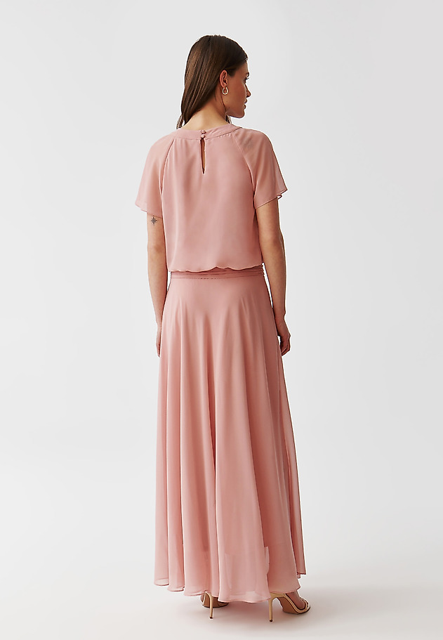 LADIES’ LONG DRESS WITH FLORAL APPLICATION - ROZA LADIES’ LONG DRESS WITH FLORAL APPLICATION - ROZA RÓŻOWY 2