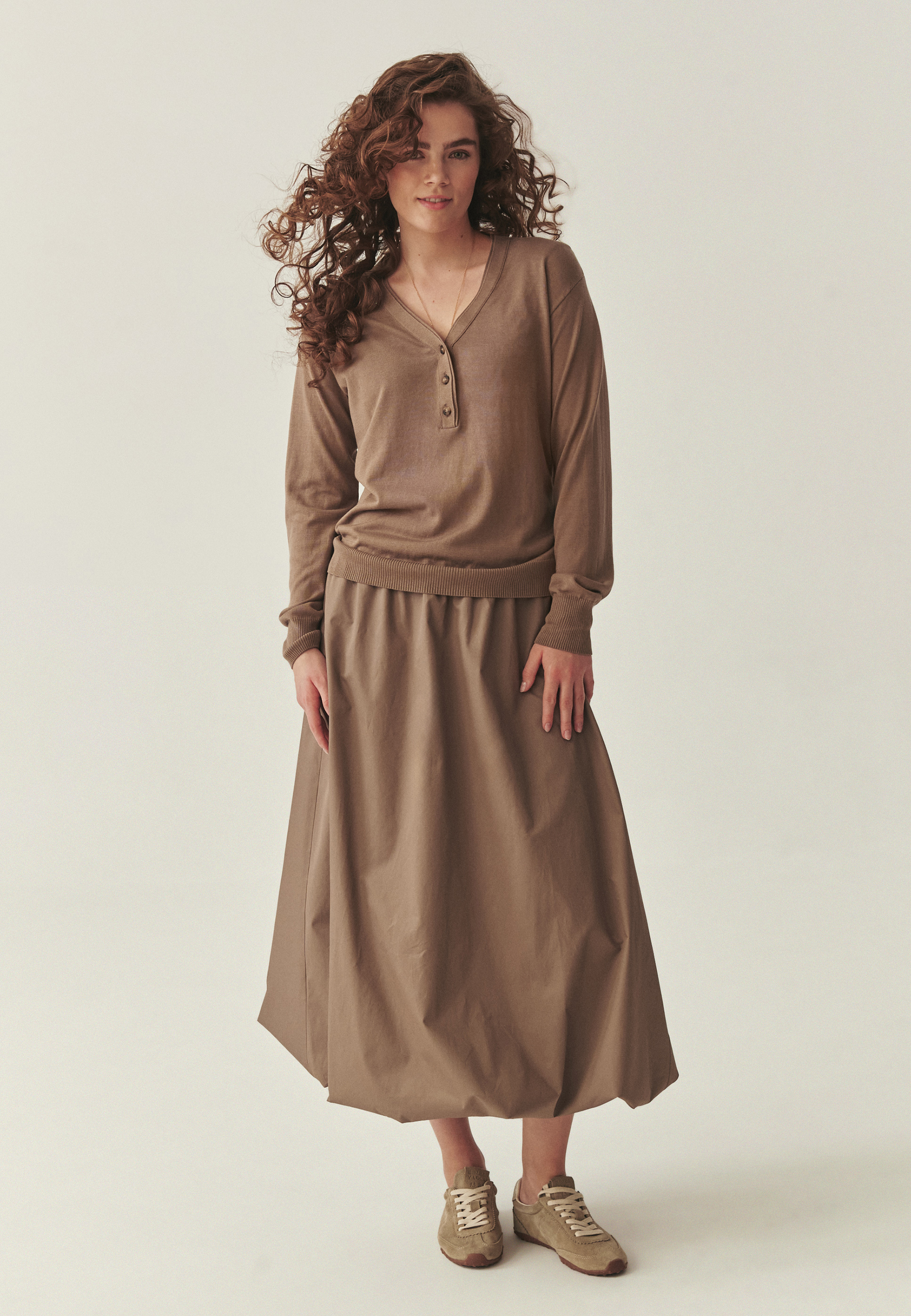 BAWEŁNIANA SPÓDNICA MIDI - SYGMI 1 BEŻOWY 2
