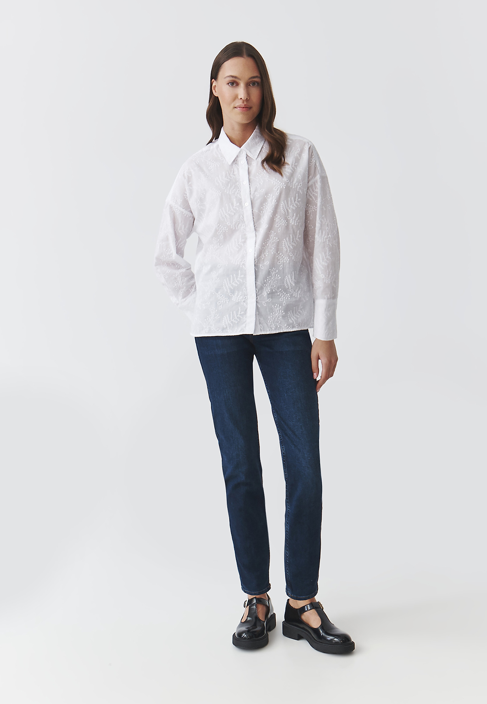 LADIES' WOVEN SHIRT WITH FLORAL EMBROIDERY — INES LADIES' WOVEN SHIRT WITH FLORAL EMBROIDERY — INES WHITE 104837