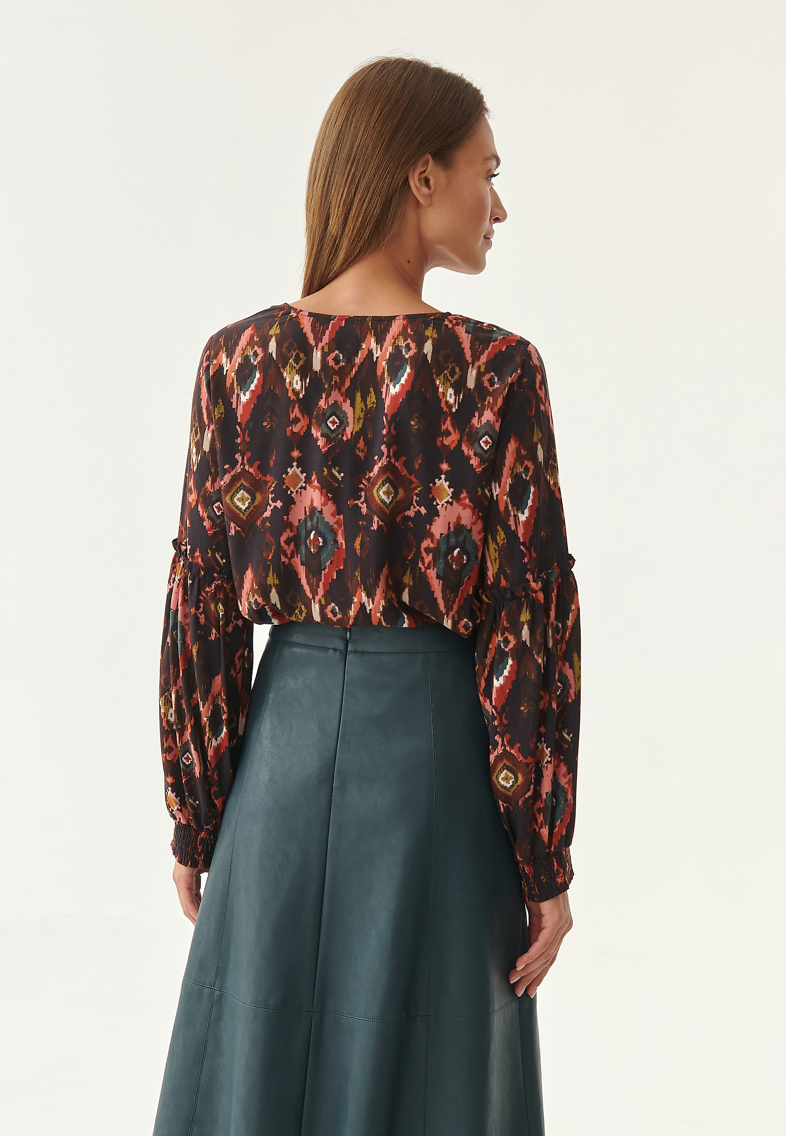 HÖLGYEK VIZKÓZ BLOUSE ALKA 1 HÖLGYEK VIZKÓZ BLOUSE ALKA 1 TÖBBSZÍNŰ 82199