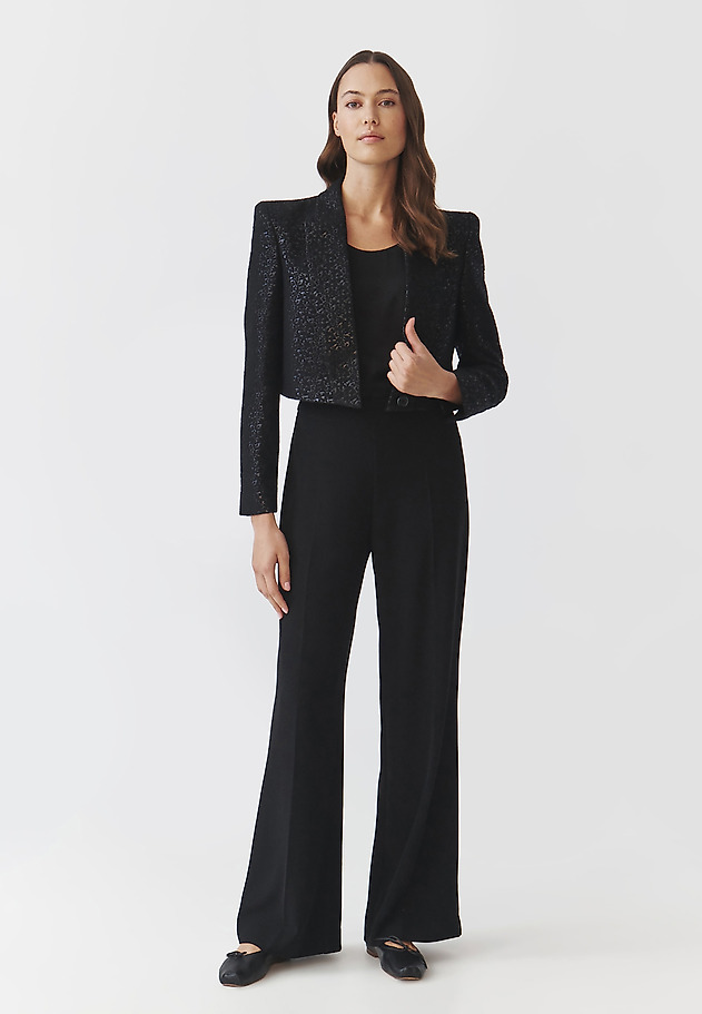 LADIES' SHORT WOVEN JACKET WITH SHINY PATTERN — KAMRA LADIES' SHORT WOVEN JACKET WITH SHINY PATTERN — KAMRA CZARNY 2