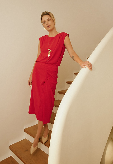 PENCIL SKIRT WITH CREASE — SINIA RED 2