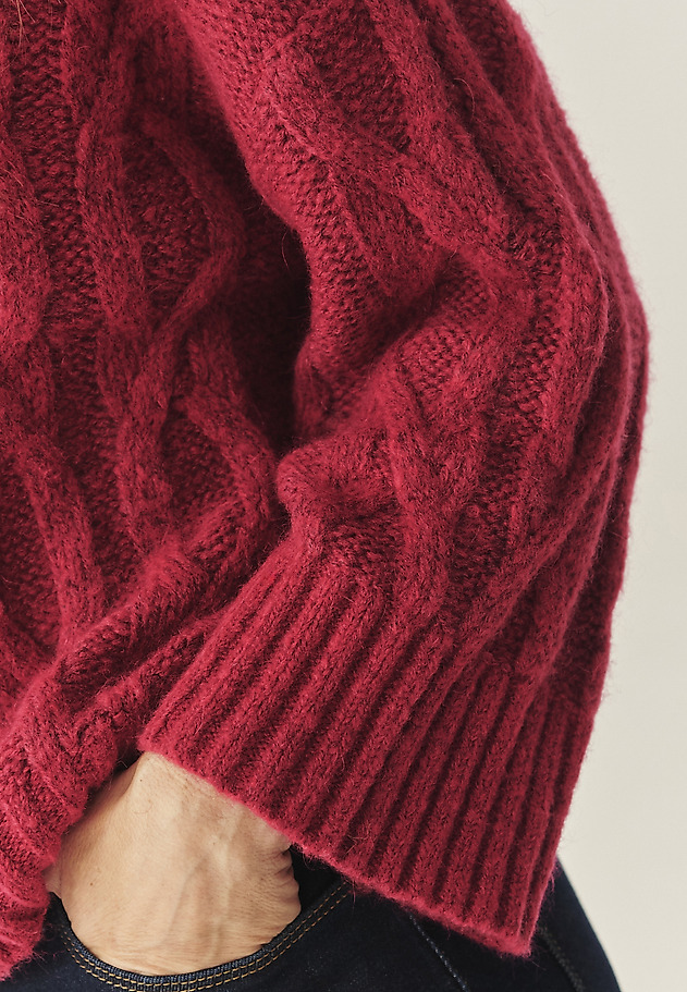 LUŹNY SWETER Z WEŁNĄ I MOHEREM - SERVA LUŹNY SWETER Z WEŁNĄ I MOHEREM - SERVA CZERWONY 6