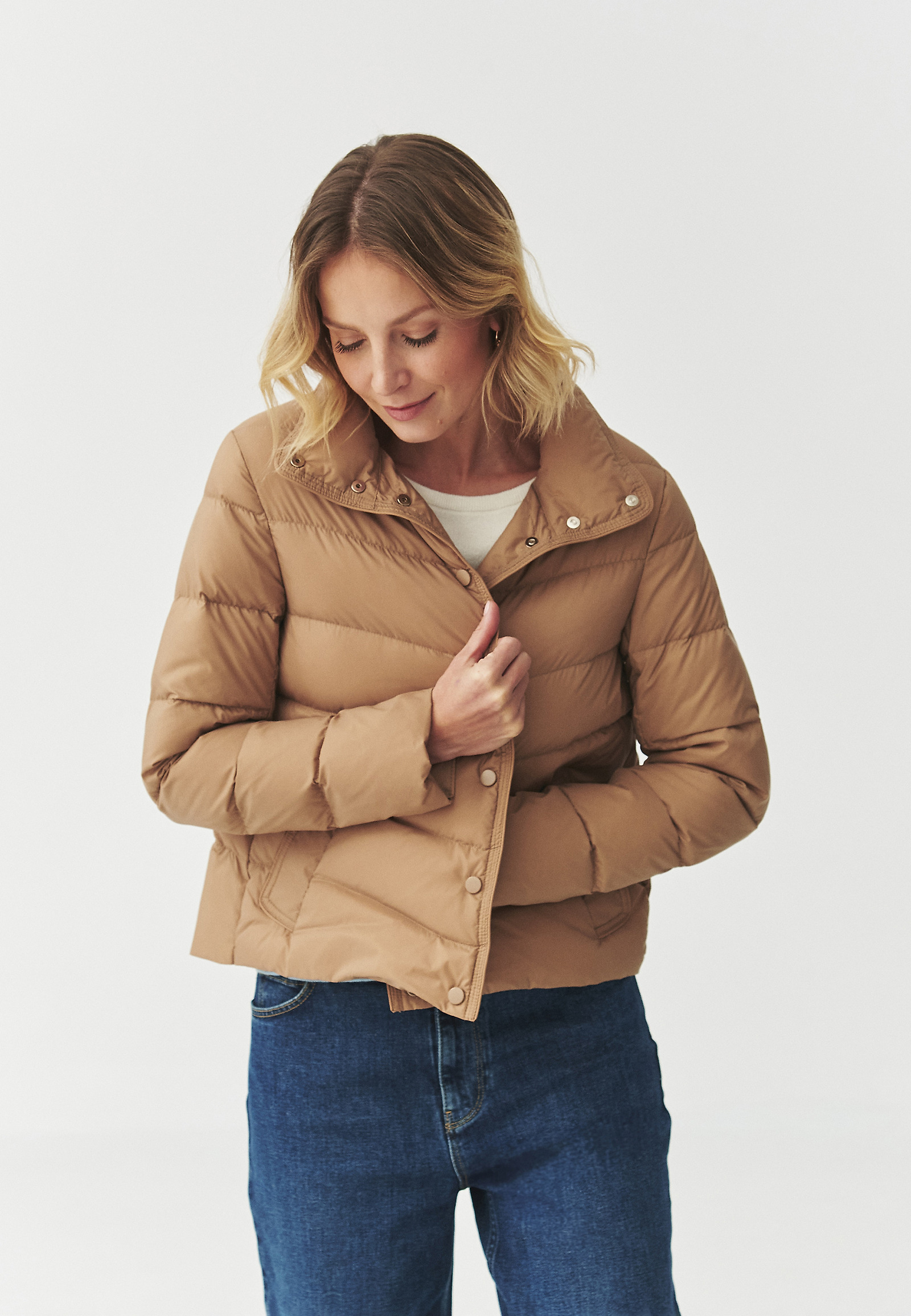 DOWN JACKET WITH STAND-UP COLLAR — MARONA DOWN JACKET WITH STAND-UP COLLAR — MARONA BEIGE 107623
