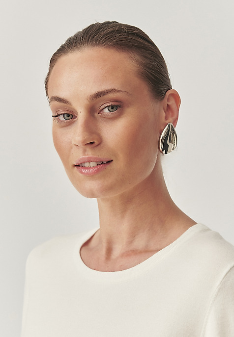 ELEGANT EARRINGS WITH AN ORGANIC SHAPE - MELODI ELEGANT EARRINGS WITH AN ORGANIC SHAPE - MELODI