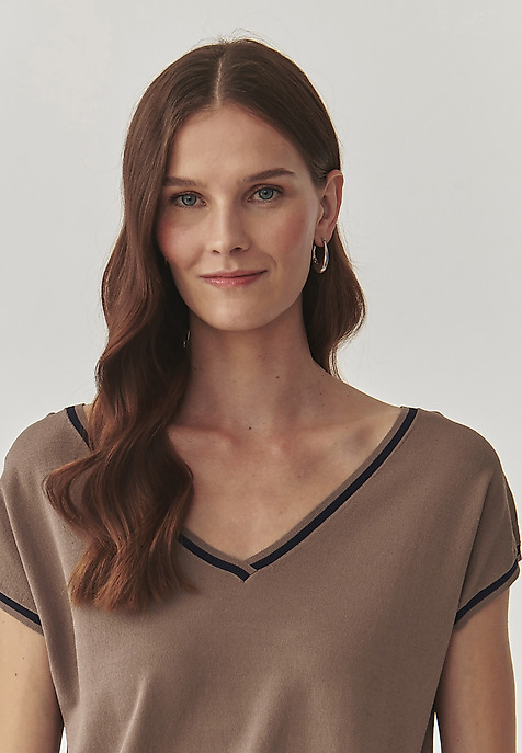 LADIES’ BLOUSE WITH A CONTRASTING RIBBING - SORA BEIGE 2