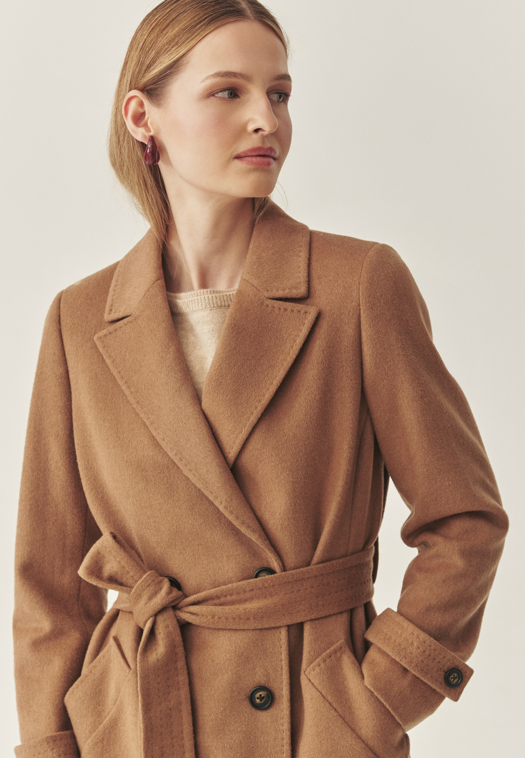 DÁMSKY TEXTILNÝ KABÁT S OPASKOM – TEA BÉŽOVÁ 2