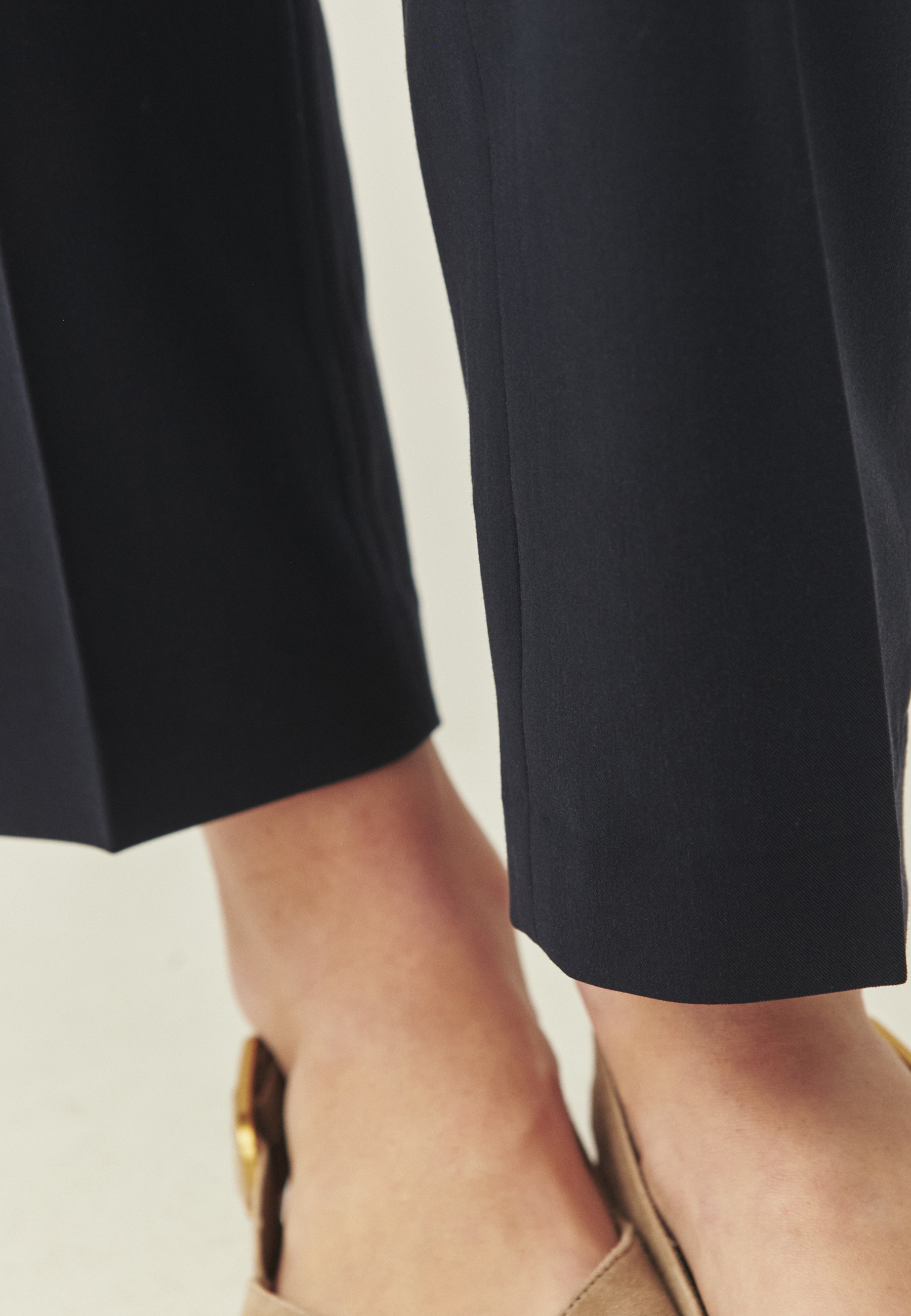 TKANINOWE SPODNIE Z PROSTĄ NOGAWKĄ - SELENKO