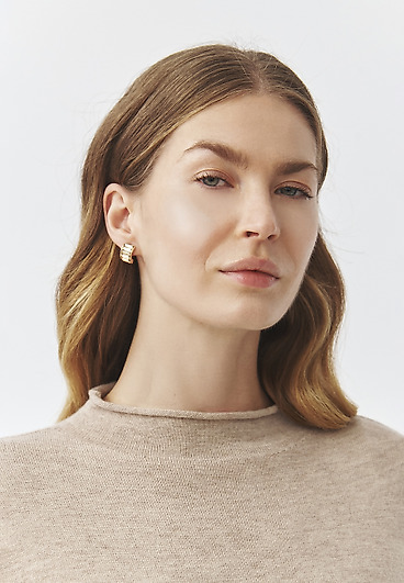 DÁMSKE NÁUŠNICE SO ŠTÝLOVÝMI SKLÍČKAMI – EFFIE DÁMSKE NÁUŠNICE SO ŠTÝLOVÝMI SKLÍČKAMI – EFFIE