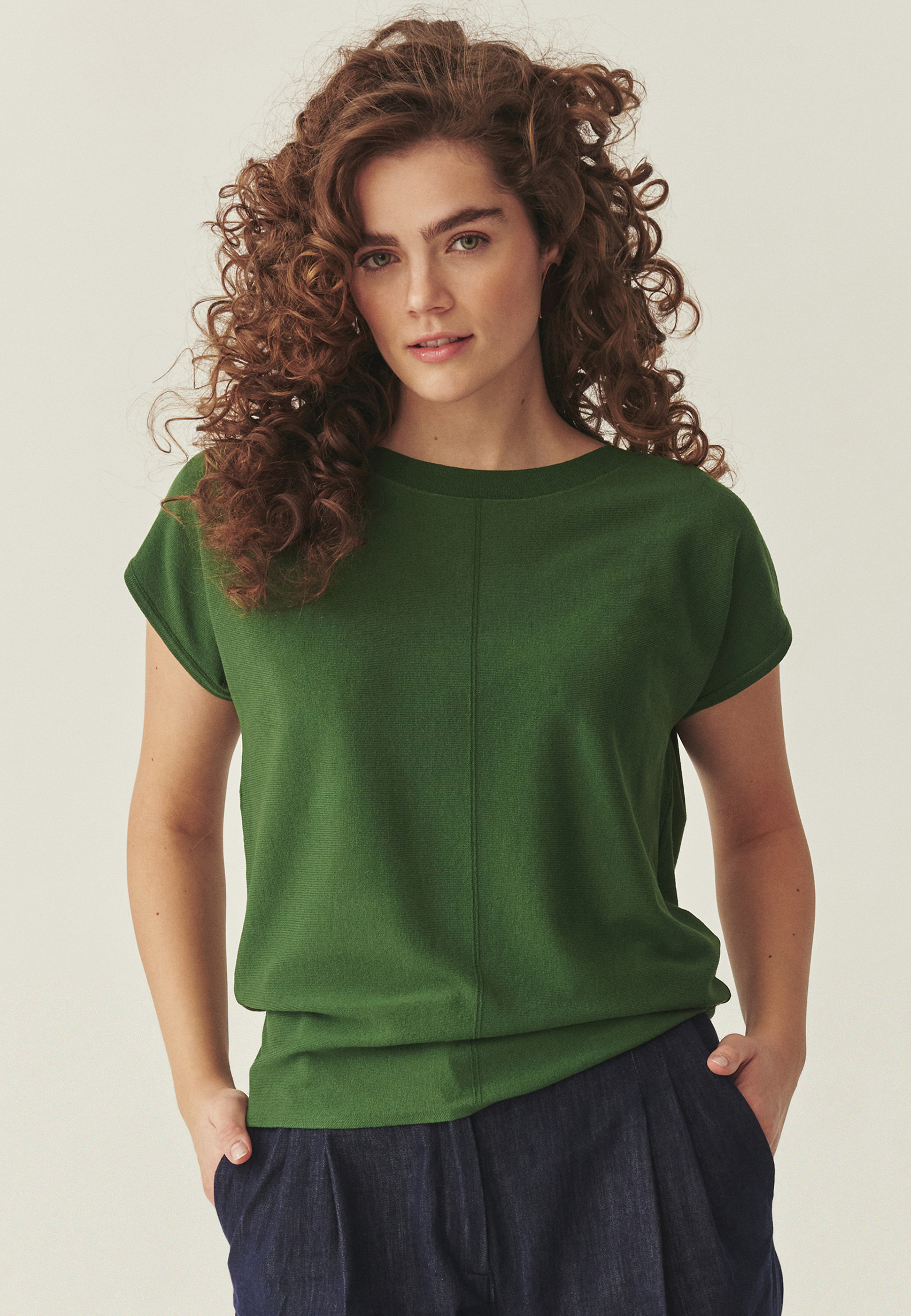 HALENKA S VISKÓZOU LENZING™ ECOVERO™ – IVENI ZELENÁ 2