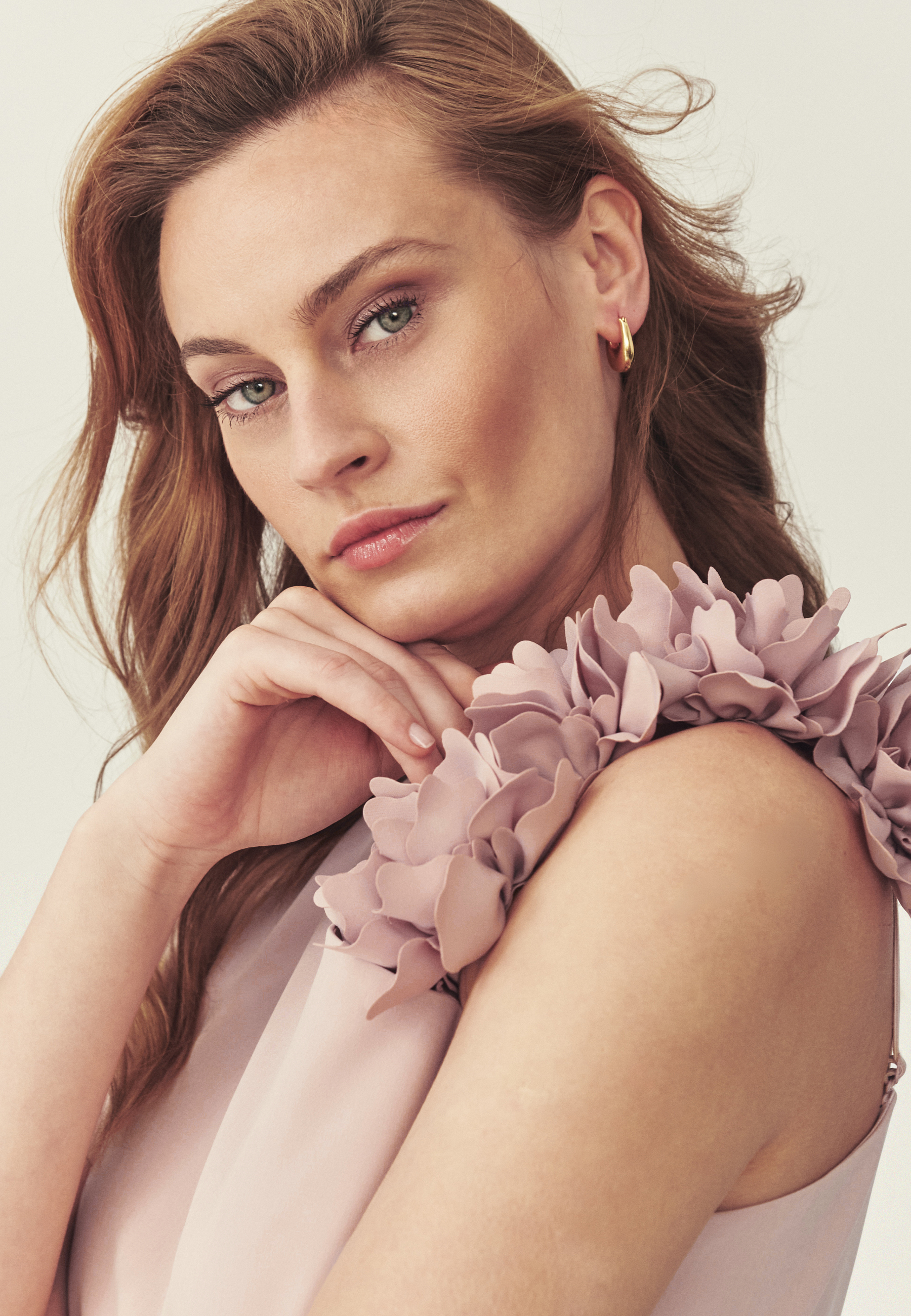 KOMBINEZON S OZDOBNÍM RAMÍNKEM - SOLKO