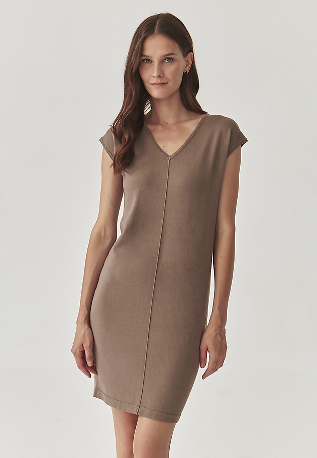 LADIES’ KNIT DRESS - ADRIA LADIES’ KNIT DRESS - ADRIA BEŻOWY 1