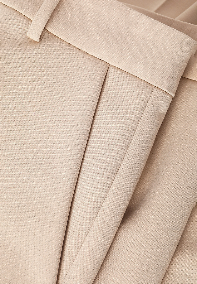 ELEGANTNÍ DÁMSKÉ PLÁTĚNÉ KALHOTY S PUKY - RIMINI ELEGANTNÍ DÁMSKÉ PLÁTĚNÉ KALHOTY S PUKY - RIMINI BÉŽOVÁ 7