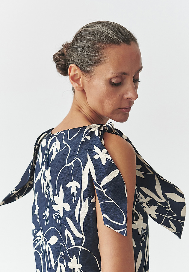 PATTERNED BLOUSE WITH SATIN TRIM — RAIA PATTERNED BLOUSE WITH SATIN TRIM — RAIA MULTIKOLOR 1