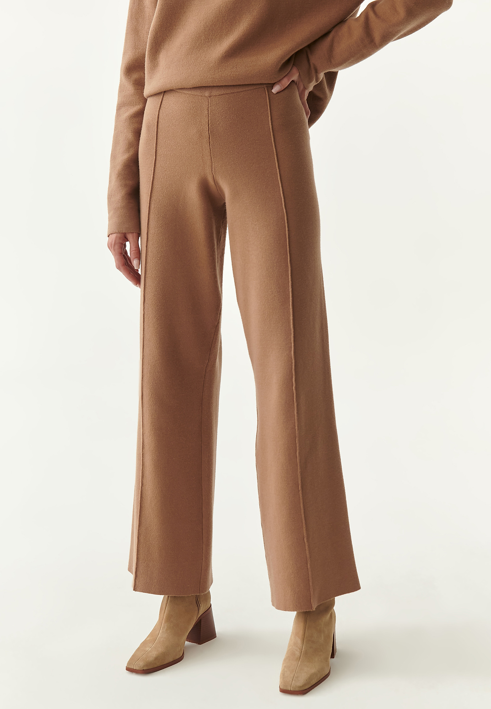 LADIES' KNITTED PANTS BOMIRO LADIES' KNITTED PANTS BOMIRO BEIGE 84611