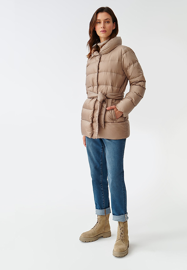 LADIES’ PUFFER JACKET WITH TIE ZOA LADIES’ PUFFER JACKET WITH TIE ZOA BEŻOWY 2