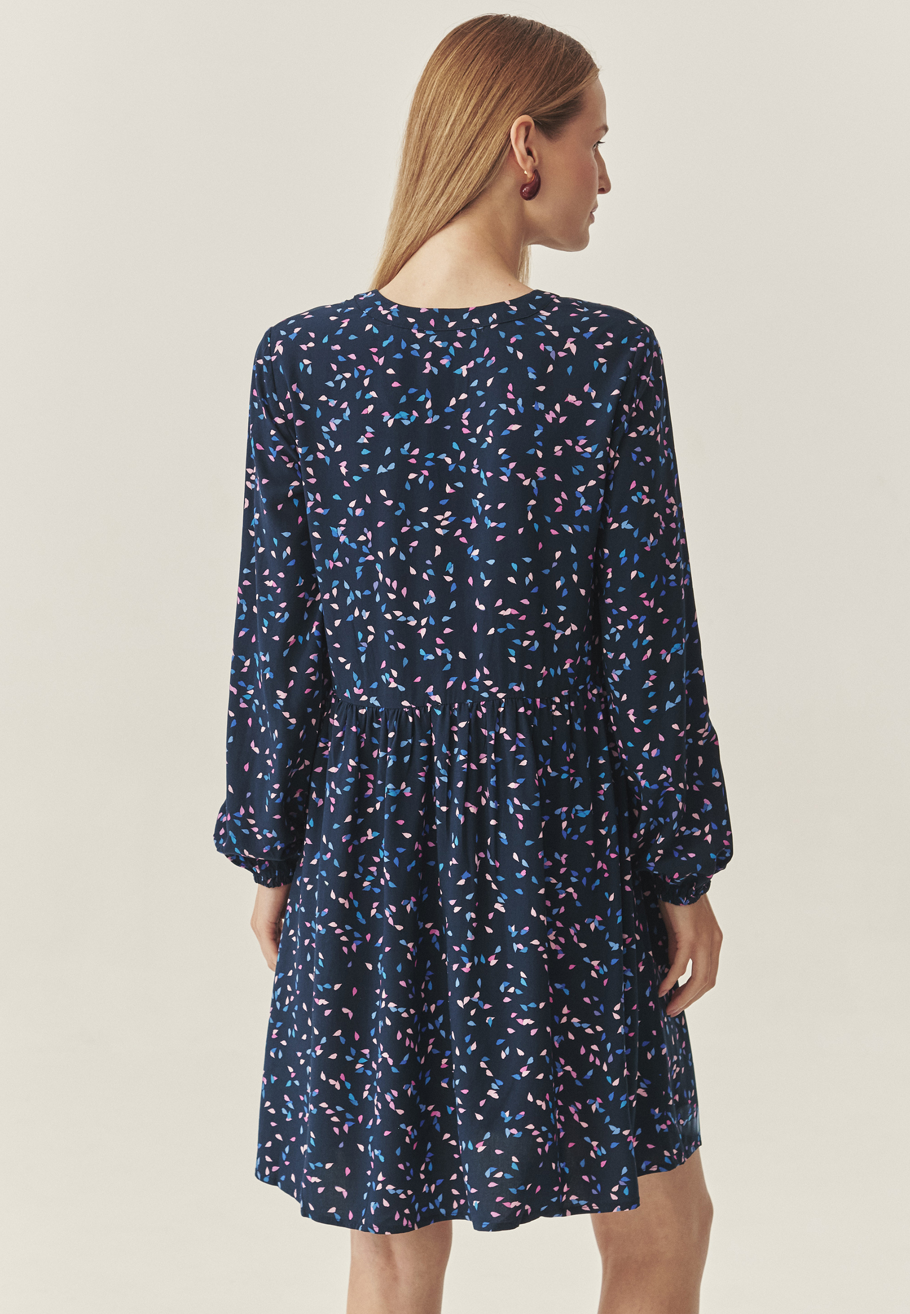 ROCHIE CU MODEL, CU MÂNECĂ LUNGĂ, DIN VISCOZĂ - STRAKMI MULTICOLOR 2