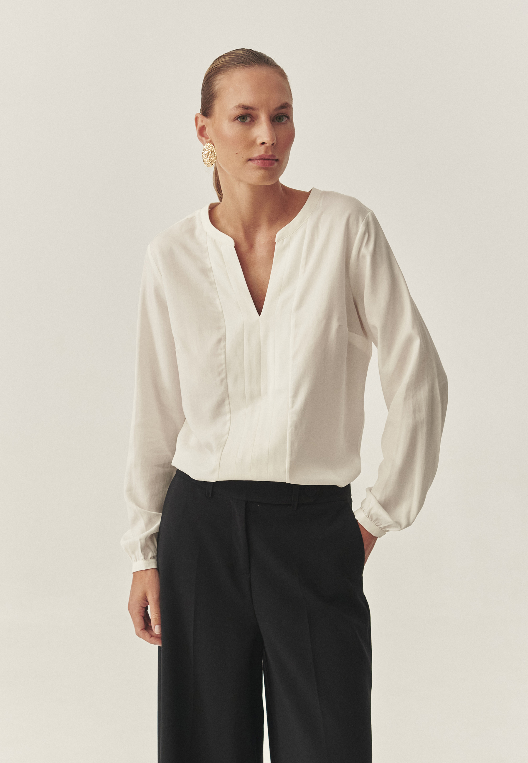 FABRIC CLASSIC LONG SLEEVE BLOUSE — ANITA ECRU 2