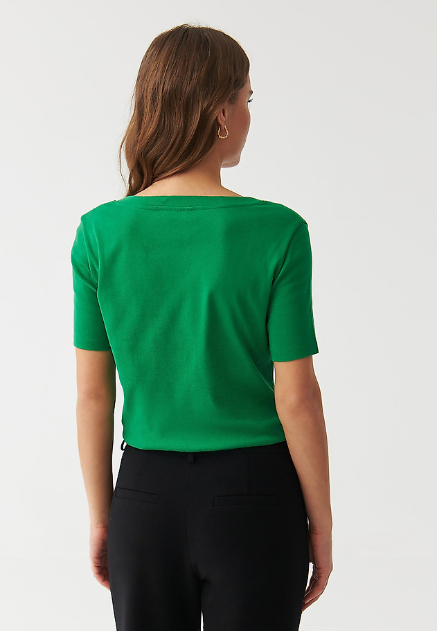 LADIES’ T-SHIRT WITH DEEP V-SHAPED NECKLINE - NOTA LADIES’ T-SHIRT WITH DEEP V-SHAPED NECKLINE - NOTA GREEN 4
