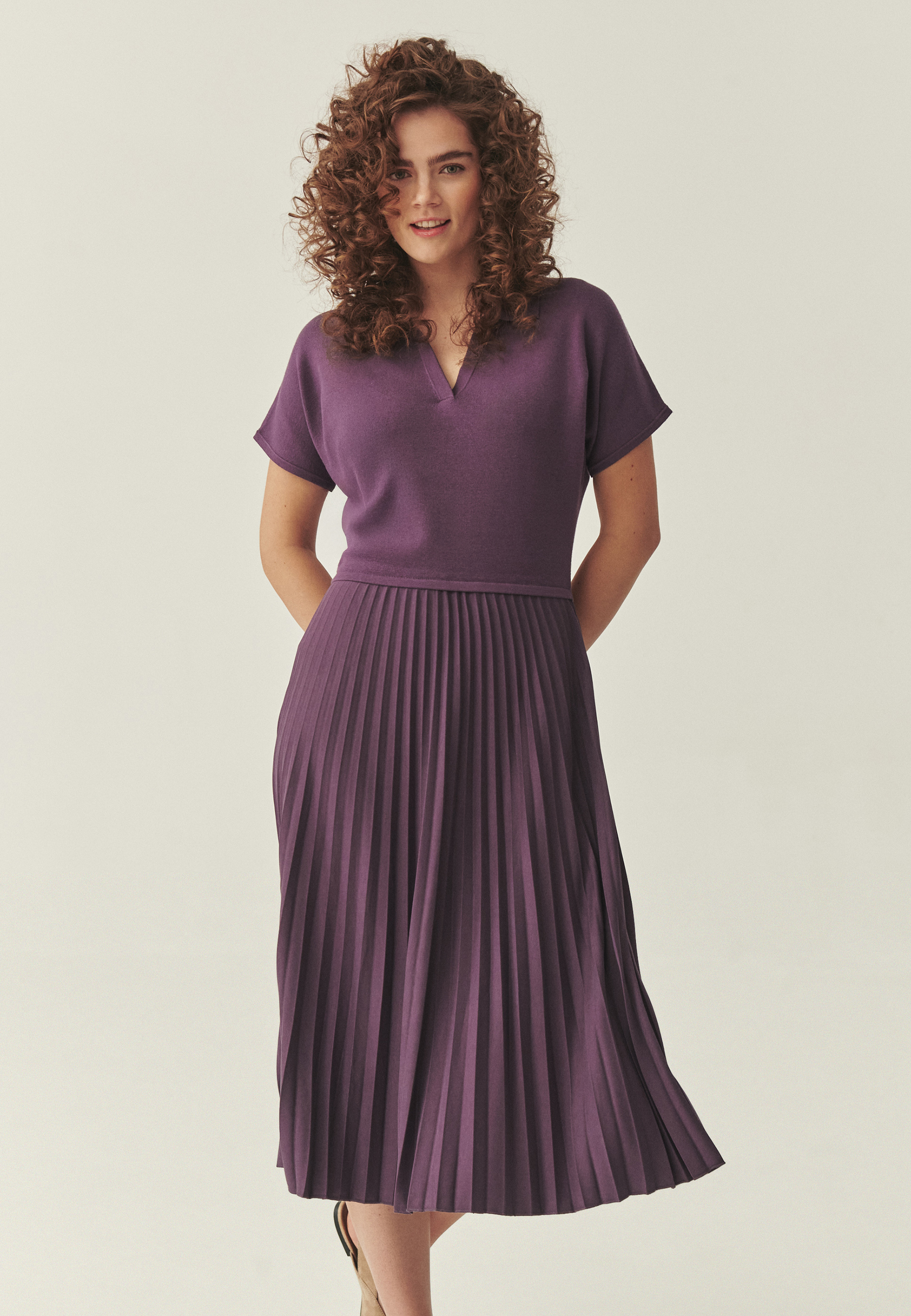 PLISOWANA SUKIENKA Z DZIANINY - ISERI FIOLETOWY 2