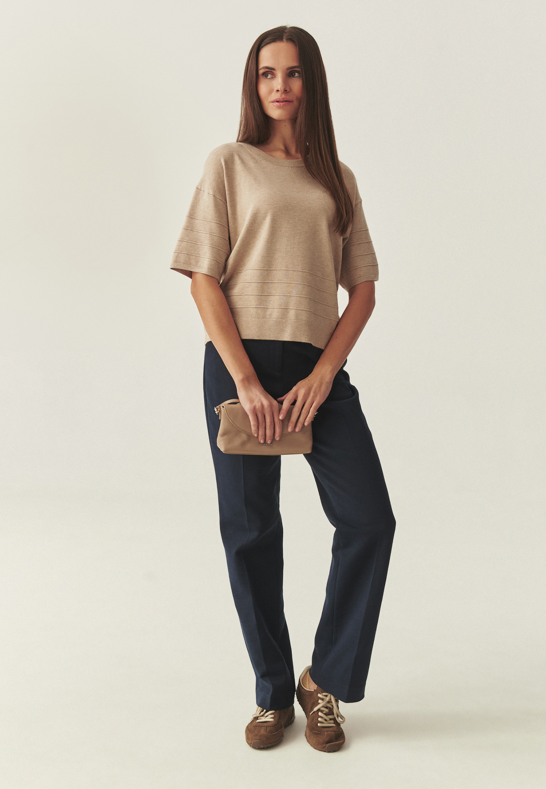 SVETROVÁ BLÚZKA S VISKÓZOU LENZING™ ECOVERO™ – PATRA BÉŽOVÁ 2