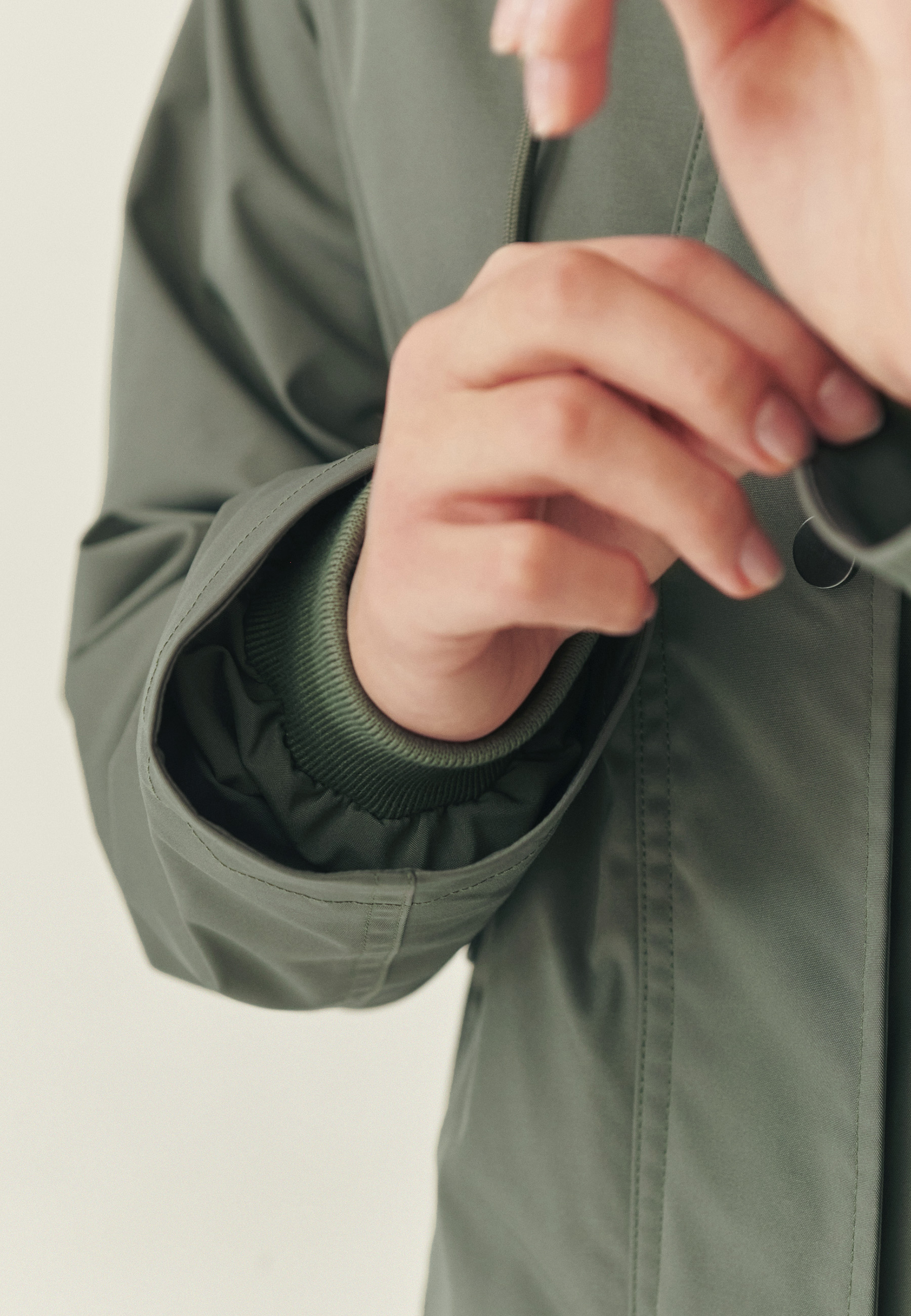 LEŽÉRNA BUNDA S KAPUCŇOU – KORKIZA ZELENÁ 2