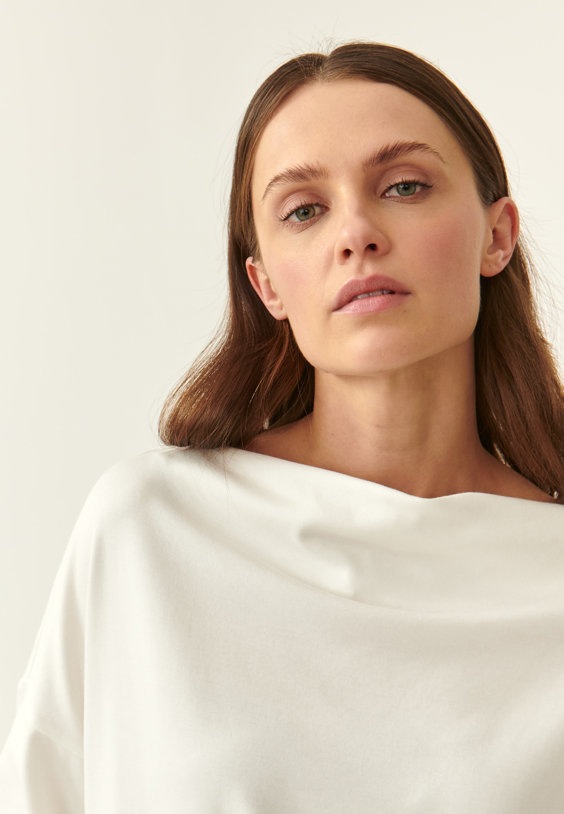 LADIES' BLOUSE WITH WATERLIKE NECKLINE BELTRAMA