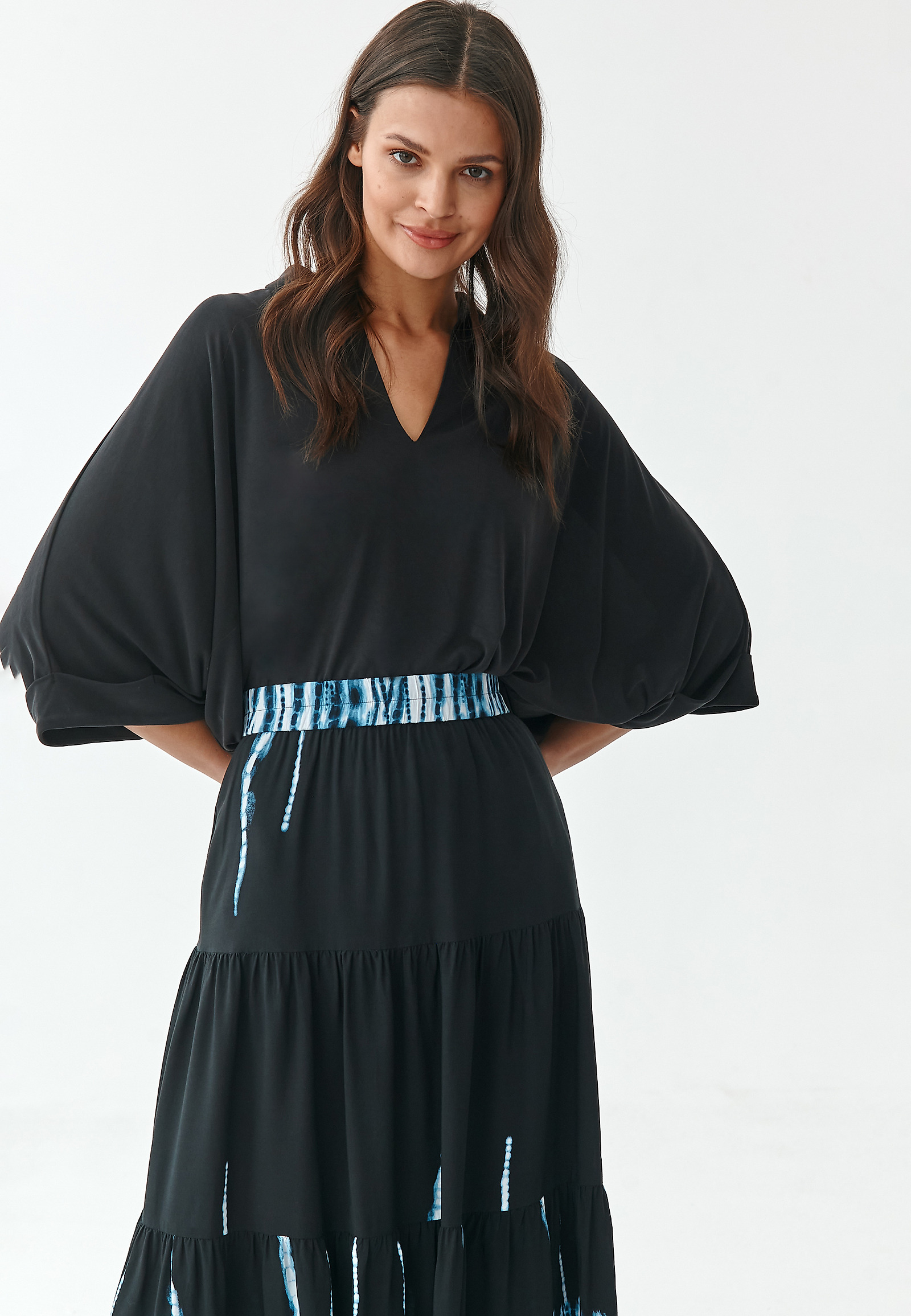 ŽENSKA PLETENA BLUZA SZULA 1 ŽENSKA PLETENA BLUZA SZULA 1 TEMNO MODRA 79415