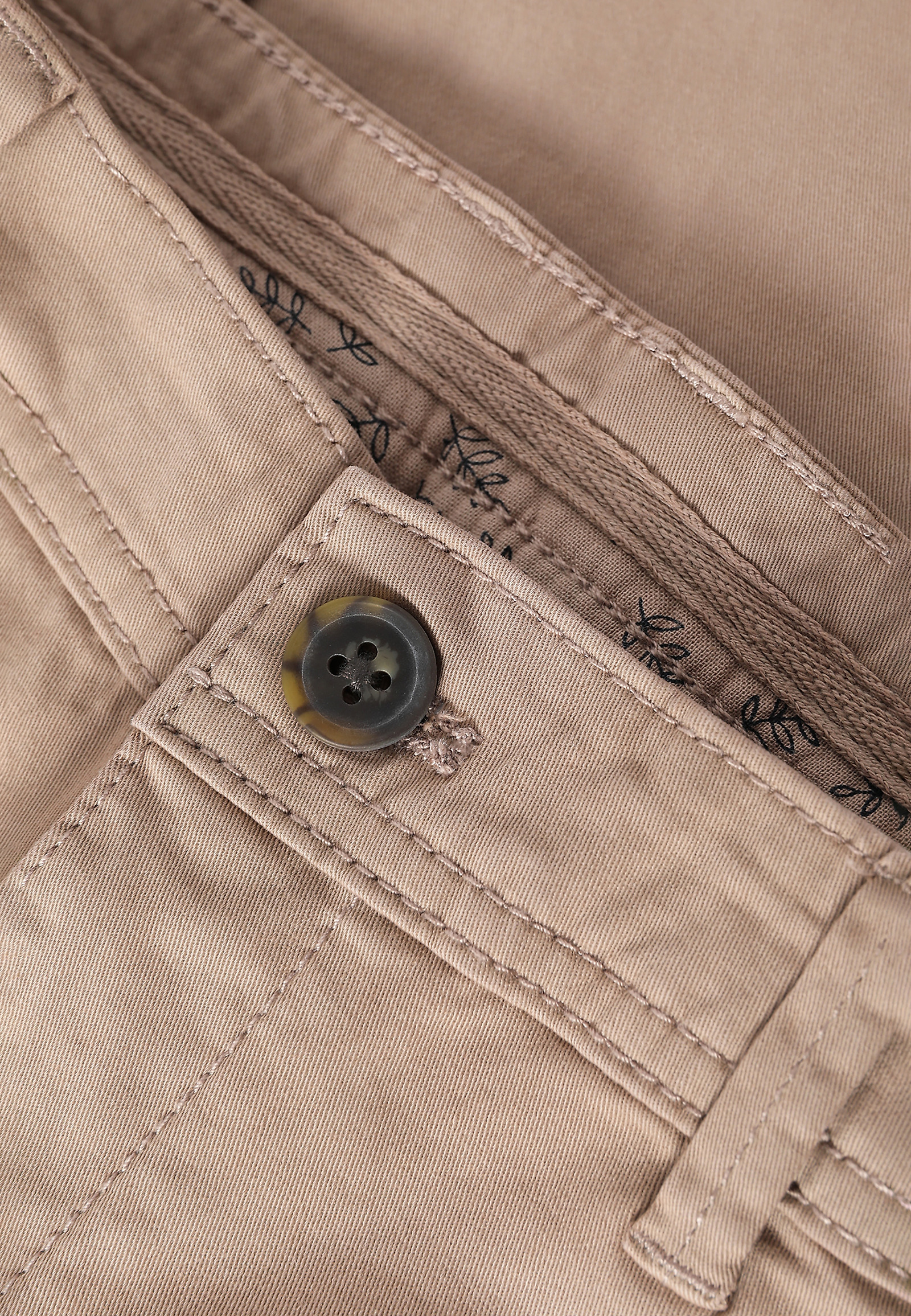 PANTALONI DE DAMĂ, DIN ȚESĂTURĂ, CU BUZUNARE DECORATIVE - HINO PANTALONI DE DAMĂ, DIN ȚESĂTURĂ, CU BUZUNARE DECORATIVE - HINO KAKI 96944