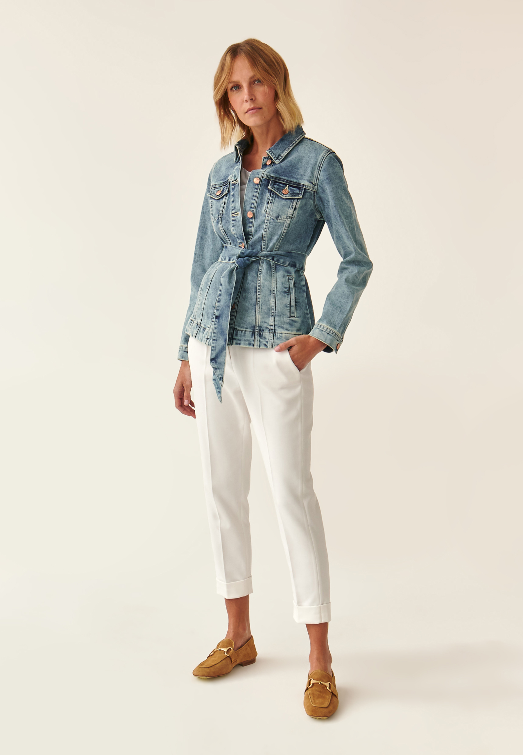 DENIM JACKET WITH A BELT BISKA