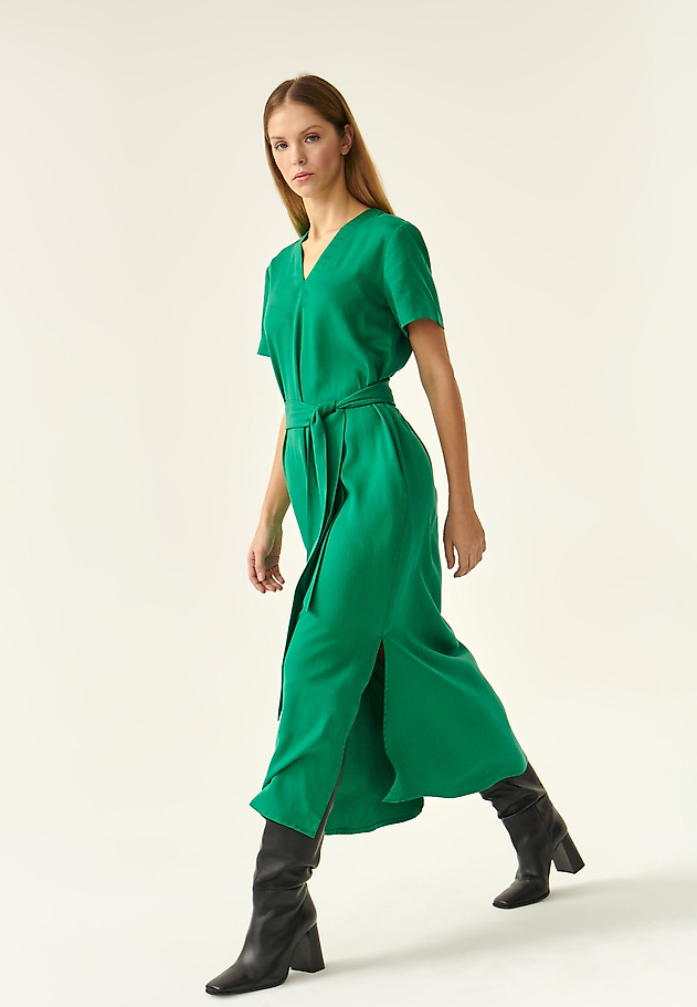 LADIES' MAXI DRESS MADE FROM LYOCELL AND LINEN GOGI LADIES' MAXI DRESS MADE FROM LYOCELL AND LINEN GOGI GREEN 6