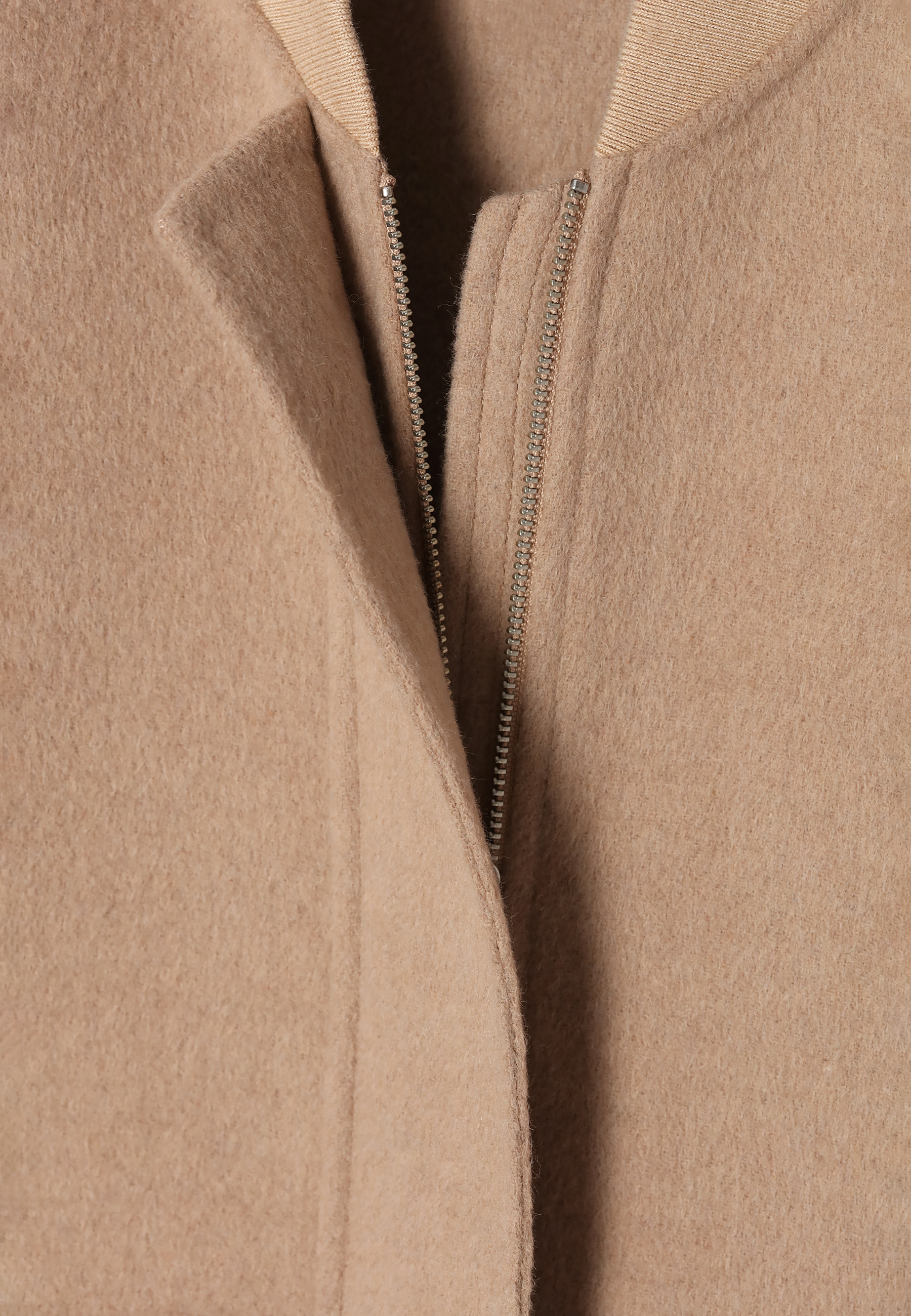 DŁUGA PIKOWANA KAMIZELKA DAMSKA ARA