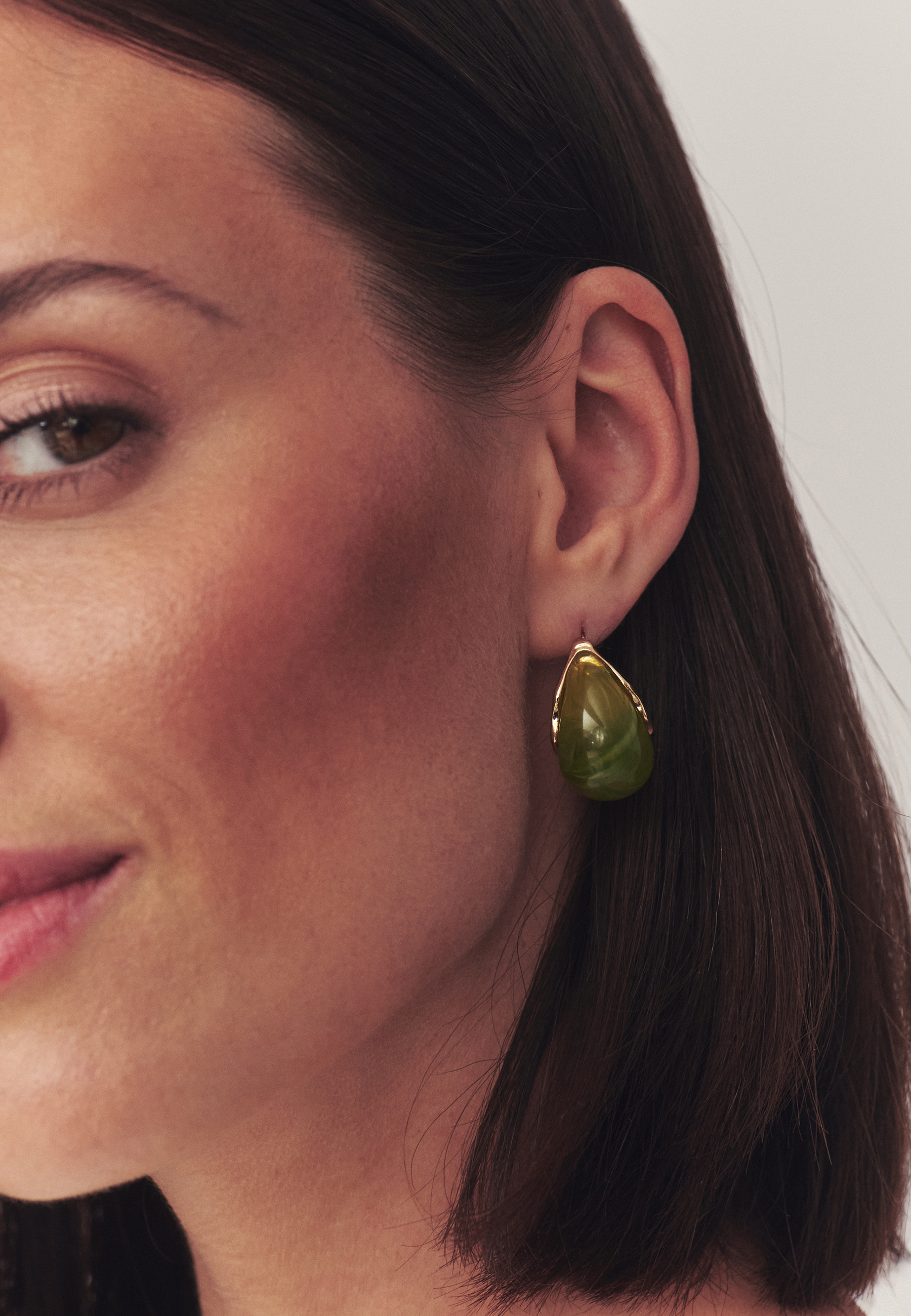 NÁUŠNICE VE TVARU SLZY – EDDALIA ZELENÁ 2