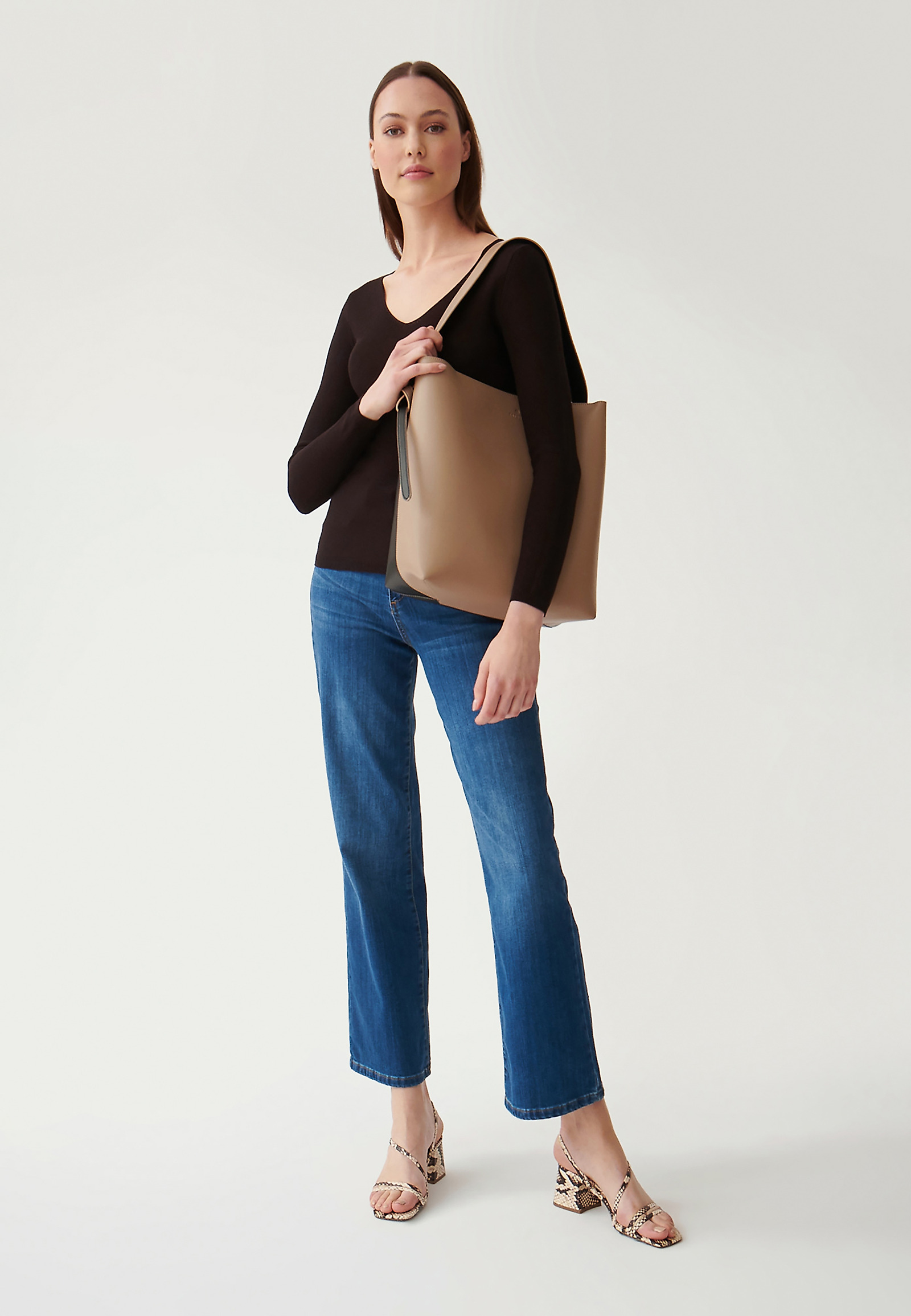 LADIES' CLASSIC SWEATER TESSO LADIES' CLASSIC SWEATER TESSO BROWN 89171