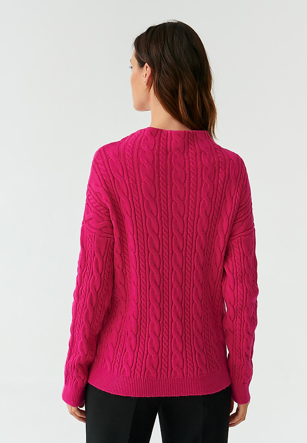 LADIES’ SWEATER WITH A BRAIDED KNIT WENWENA LADIES’ SWEATER WITH A BRAIDED KNIT WENWENA RÓŻOWY 4