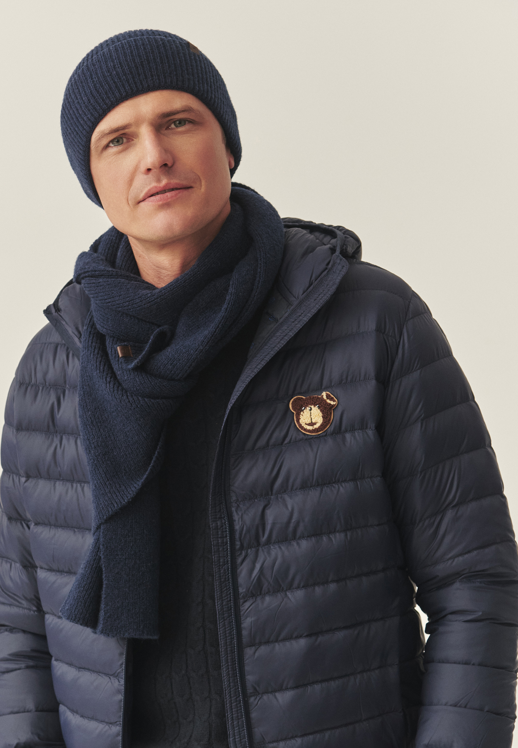 MĘSKA KURTKA PUCHOWA Z NASZYWKĄ Z MISIEM USZATKIEM ANGELO GRANATOWY 2