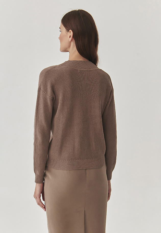 ROZPINANY SWETER DAMSKI TYPU KARDIGAN - BETI ROZPINANY SWETER DAMSKI TYPU KARDIGAN - BETI BEŻOWY 3