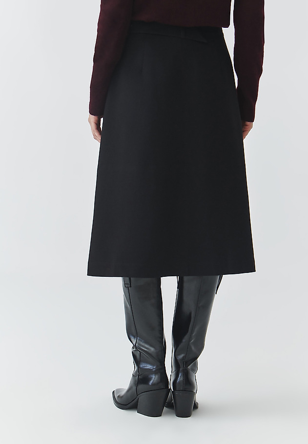 FABRIC MIDI SKIRT WITH ADJUSTABLE WAISTBAND — SKINO 1 FABRIC MIDI SKIRT WITH ADJUSTABLE WAISTBAND — SKINO 1 CZARNY 3