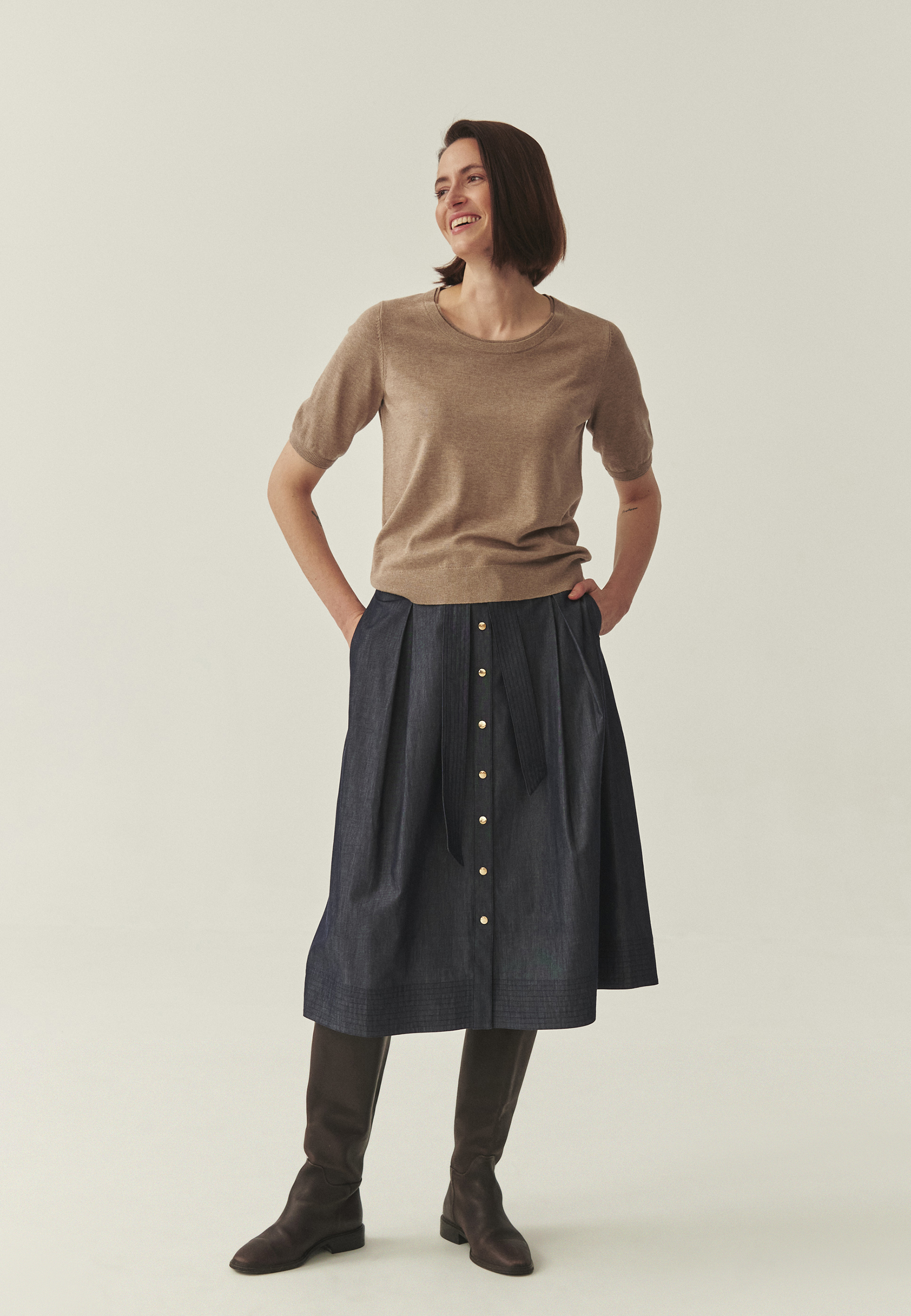 DZIANINOWA BLUZKA Z WISKOZĄ LENZING™ ECOVERO™ - AVO BEŻOWY 2