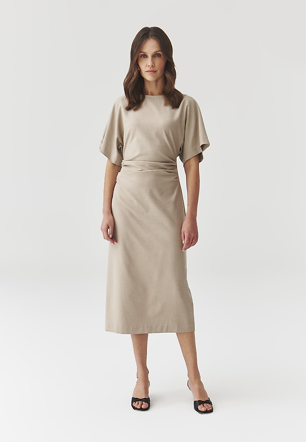 CLASSIC MIDI DRESS WITH KIMONO SLEEVES — JING CLASSIC MIDI DRESS WITH KIMONO SLEEVES — JING BEŻOWY 3