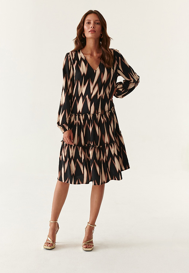 LADIES' LOOSE DRESS WITH A GEOMETRIC MOTIF EMRAMI LADIES' LOOSE DRESS WITH A GEOMETRIC MOTIF EMRAMI MULTIKOLOR 1