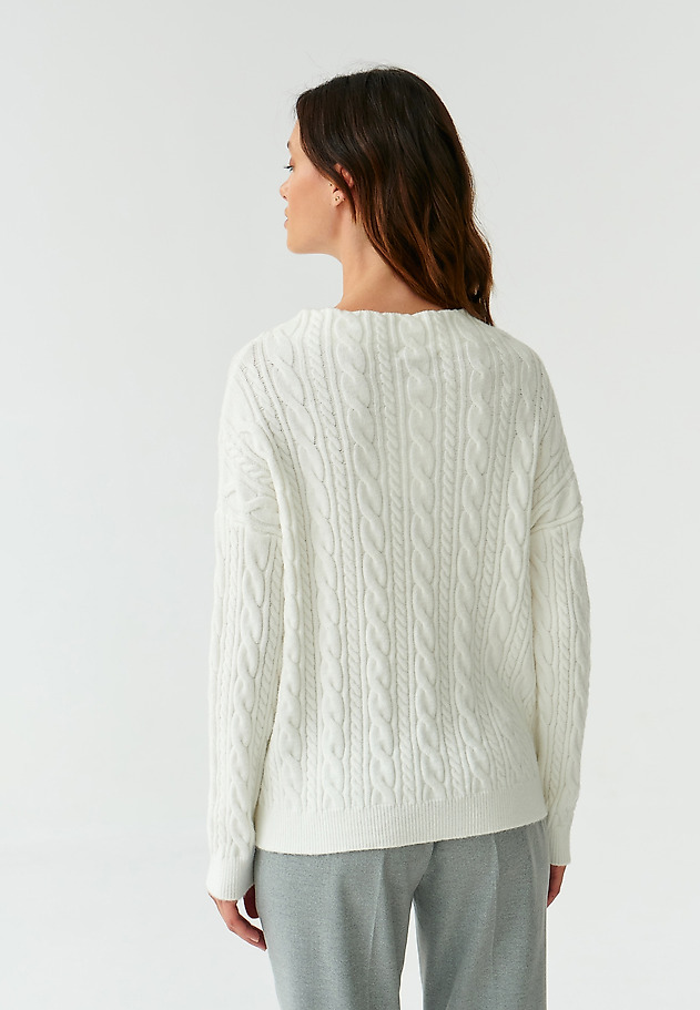 LADIES’ SWEATER WITH A BRAIDED KNIT WENWENA LADIES’ SWEATER WITH A BRAIDED KNIT WENWENA ECRU 4